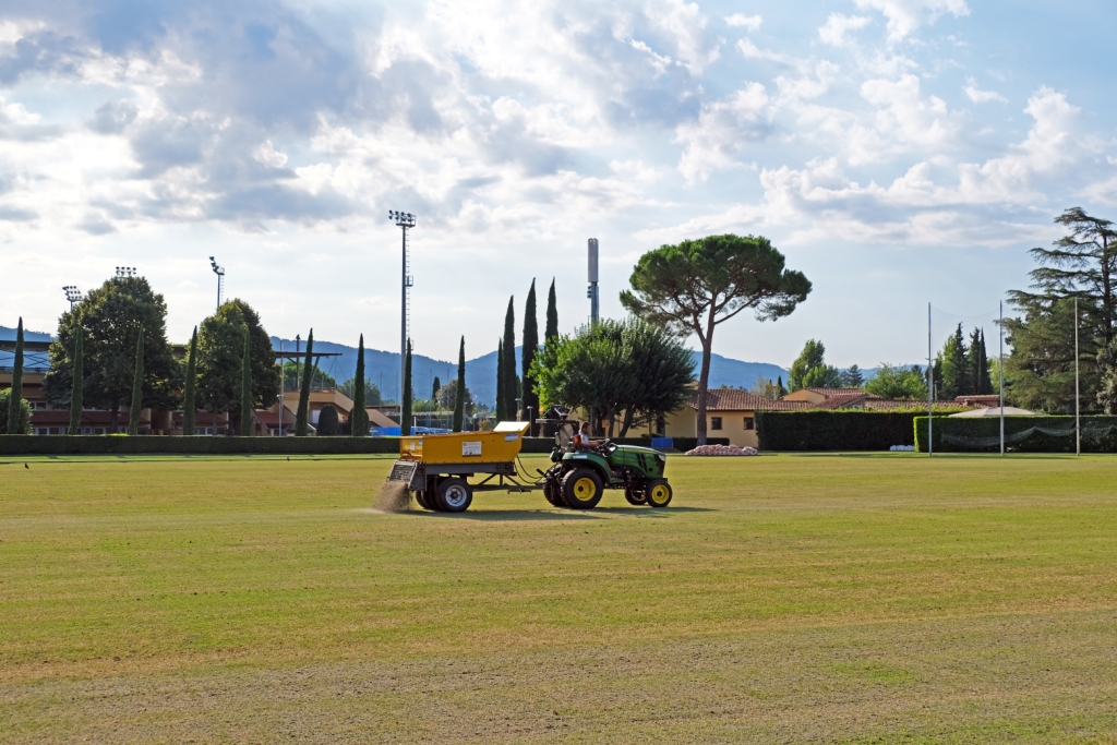 Campo 3 "Vittorio Pozzo" durante la risemina